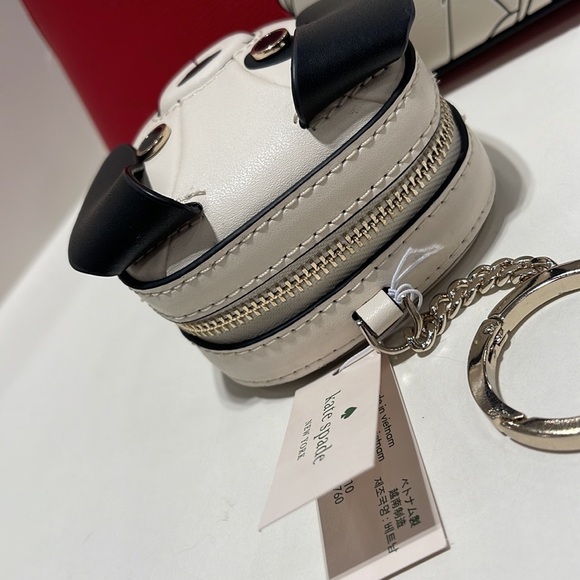 Kate Spade Claude Dog Coin Purse
COLOR:
Multi - Picture 8 of 16